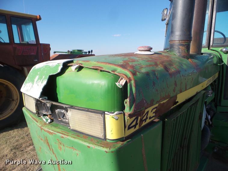 image for item DA4546 1974 John Deere 4430 tractor