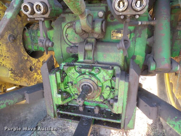 image for item DA4546 1974 John Deere 4430 tractor
