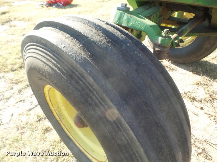 image for item DA4546 1974 John Deere 4430 tractor