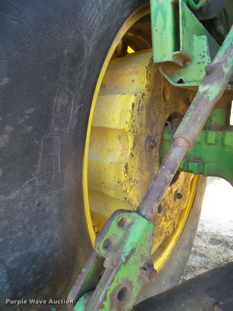 image for item DA4546 1974 John Deere 4430 tractor