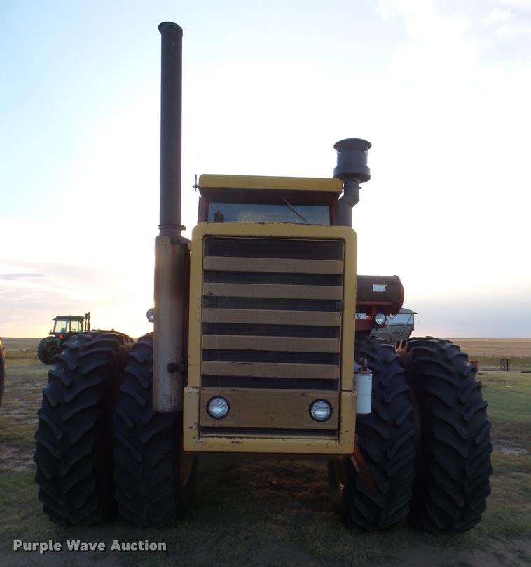 image for item DA4547 1976 Versatile 750 4WD tractor