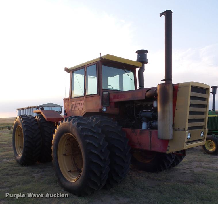 image for item DA4547 1976 Versatile 750 4WD tractor