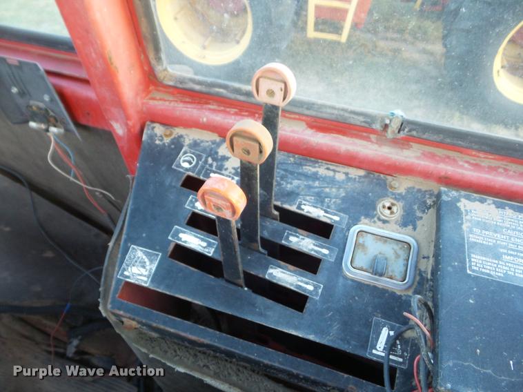 image for item DA4547 1976 Versatile 750 4WD tractor