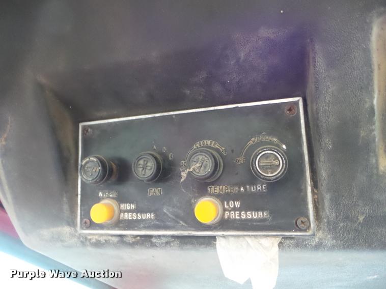 image for item DA4547 1976 Versatile 750 4WD tractor