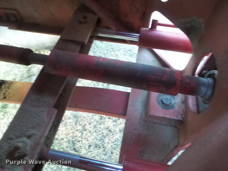 image for item DA4547 1976 Versatile 750 4WD tractor