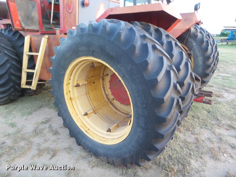 image for item DA4547 1976 Versatile 750 4WD tractor