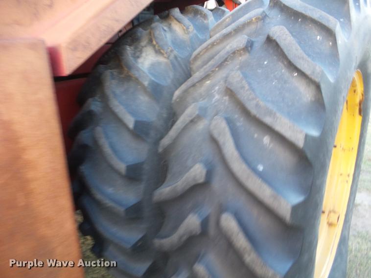 image for item DA4547 1976 Versatile 750 4WD tractor