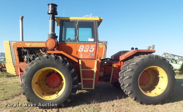 image for item DA4548 1981 Versatile 895 4WD tractor