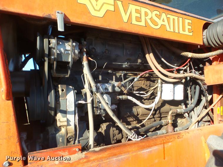 image for item DA4548 1981 Versatile 895 4WD tractor