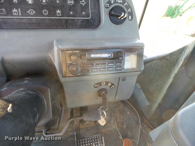 image for item DA4549 1994 Ford 9680 4WD tractor