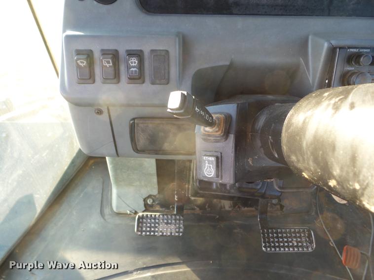 image for item DA4549 1994 Ford 9680 4WD tractor