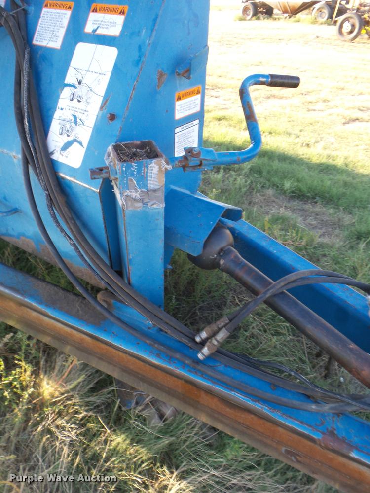 image for item DA4550 Kinze 1040 grain cart