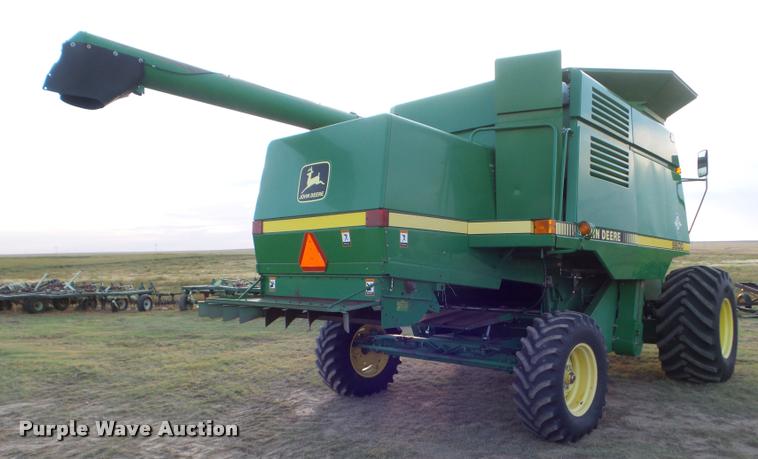 image for item DA4551 1998 John Deere 9600 combine