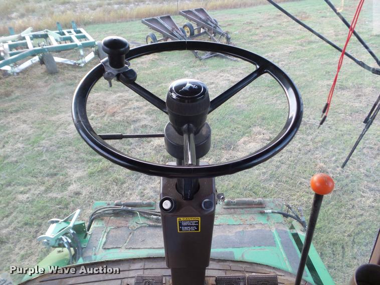 image for item DA4551 1998 John Deere 9600 combine