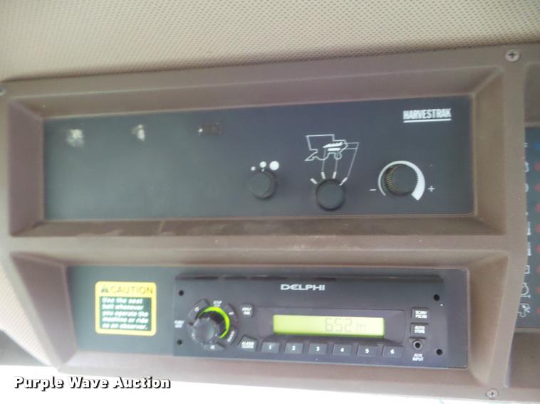 image for item DA4551 1998 John Deere 9600 combine