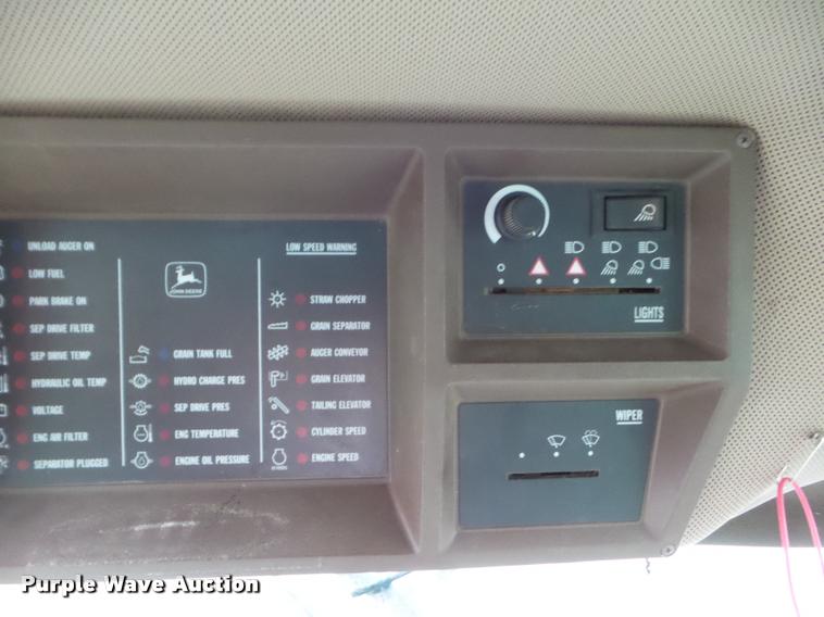 image for item DA4551 1998 John Deere 9600 combine