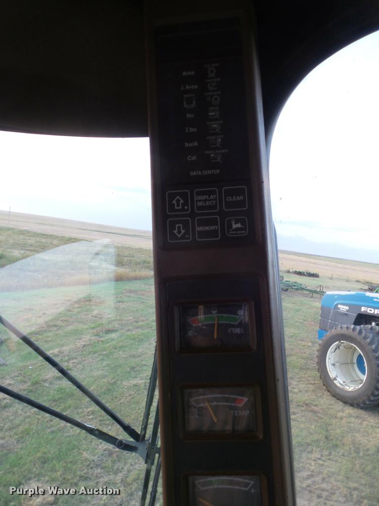 image for item DA4551 1998 John Deere 9600 combine