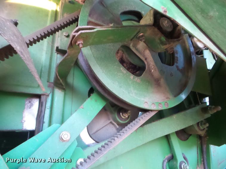 image for item DA4551 1998 John Deere 9600 combine