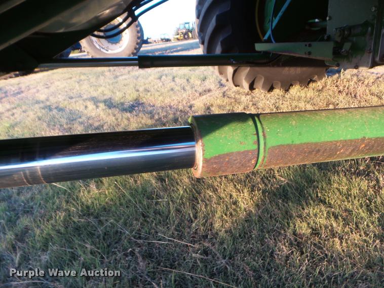 image for item DA4551 1998 John Deere 9600 combine