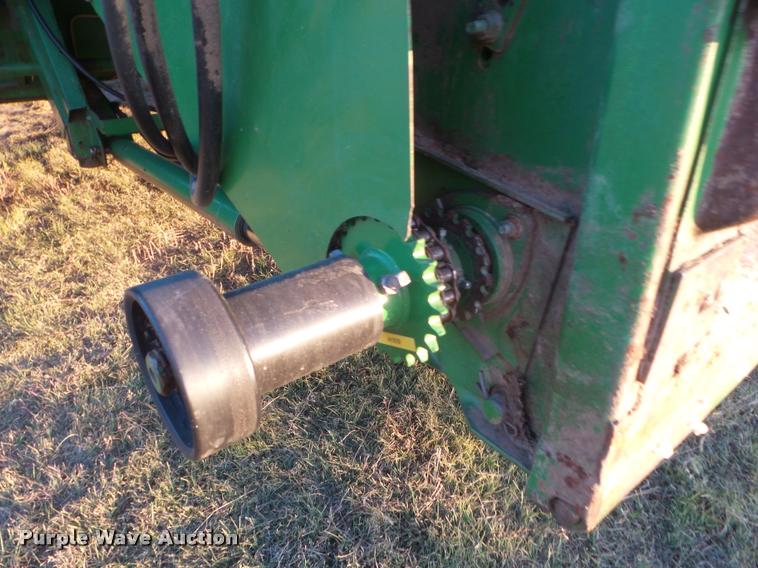 image for item DA4551 1998 John Deere 9600 combine