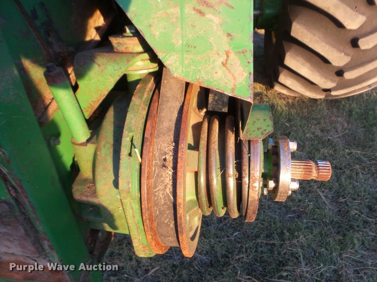 image for item DA4551 1998 John Deere 9600 combine