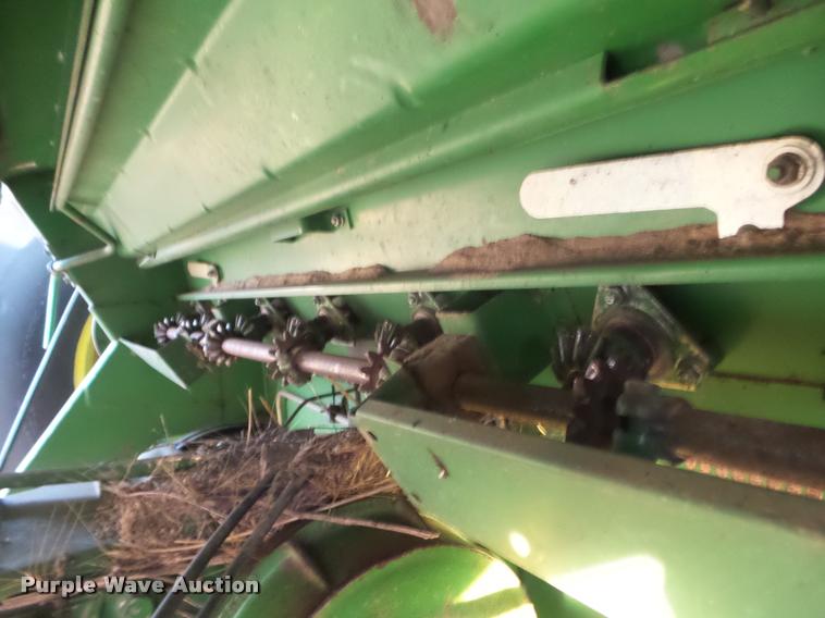 image for item DA4551 1998 John Deere 9600 combine