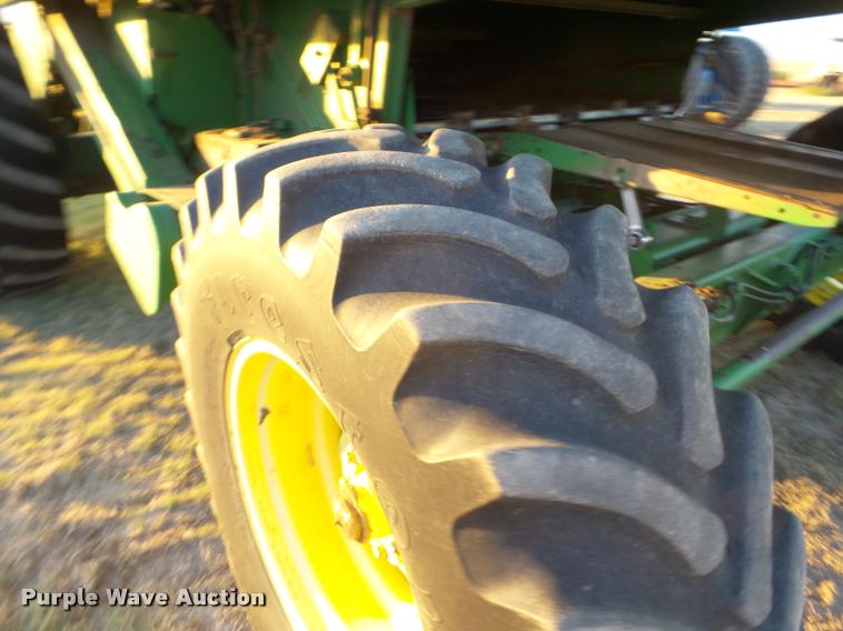 image for item DA4551 1998 John Deere 9600 combine