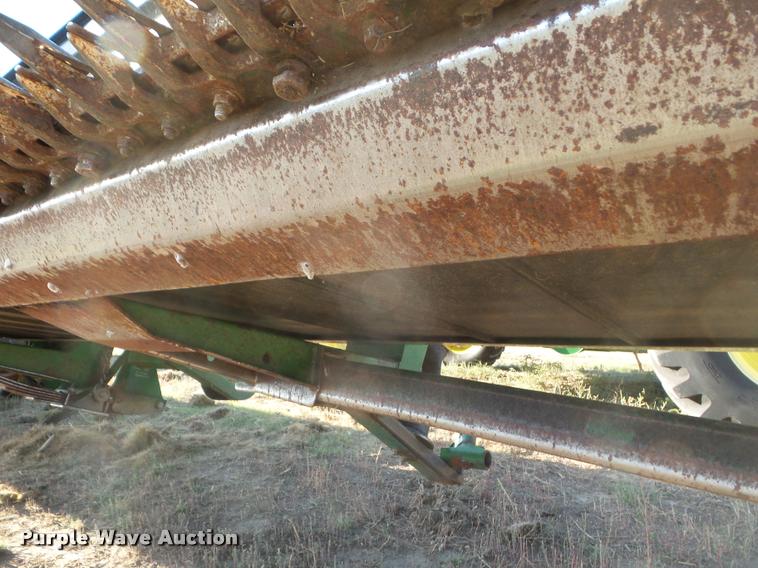 image for item DA4552 2005 John Deere 936D draper head