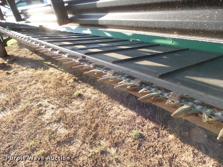 image for item DA4552 2005 John Deere 936D draper head