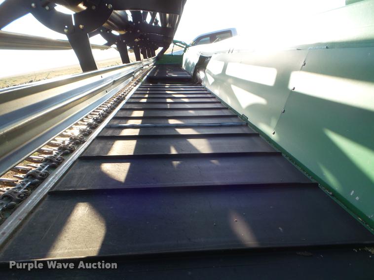 image for item DA4552 2005 John Deere 936D draper head