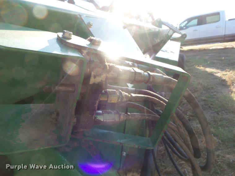 image for item DA4552 2005 John Deere 936D draper head