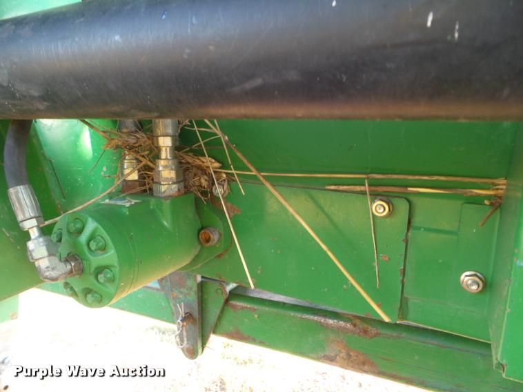 image for item DA4552 2005 John Deere 936D draper head