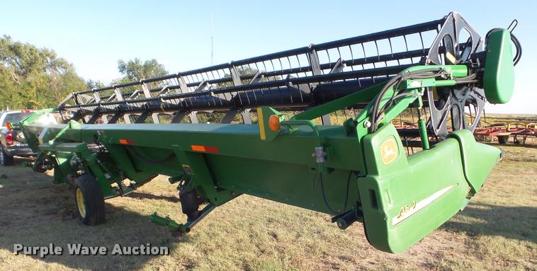 image for item DA4553 2003 John Deere 936D draper head