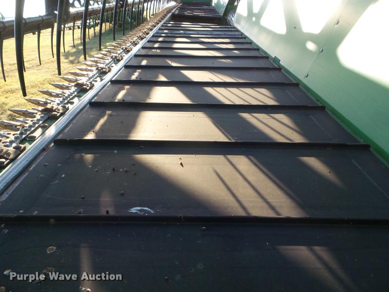 image for item DA4553 2003 John Deere 936D draper head