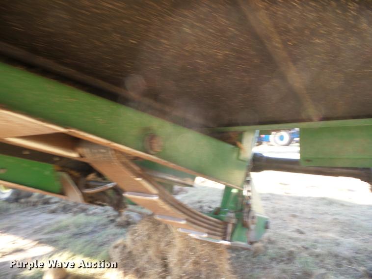 image for item DA4553 2003 John Deere 936D draper head