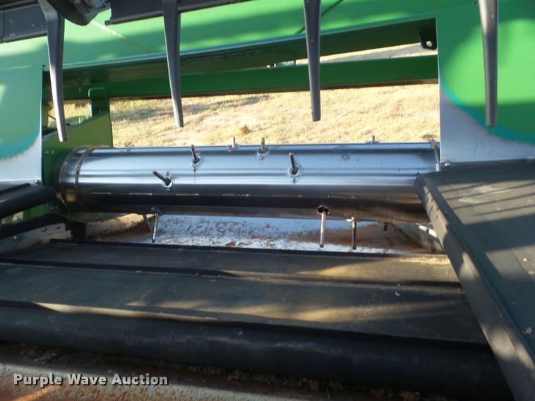 image for item DA4553 2003 John Deere 936D draper head