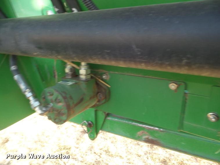 image for item DA4553 2003 John Deere 936D draper head