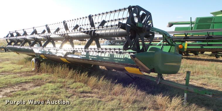 image for item DA4554 2003 John Deere 936D draper head