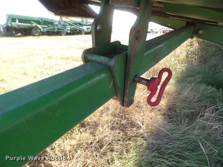 image for item DA4554 2003 John Deere 936D draper head