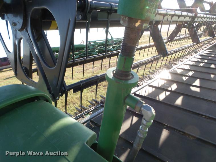 image for item DA4554 2003 John Deere 936D draper head