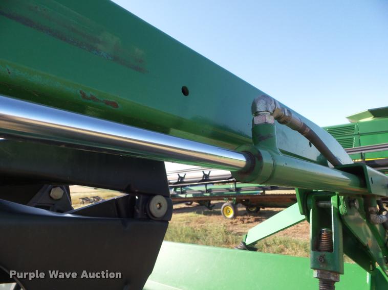 image for item DA4554 2003 John Deere 936D draper head