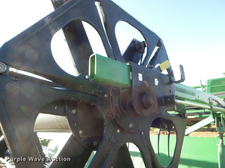 image for item DA4554 2003 John Deere 936D draper head