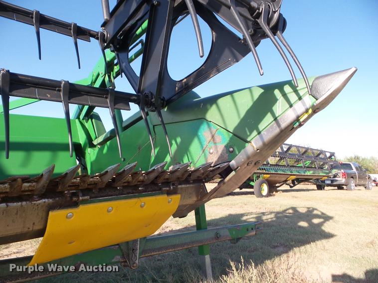 image for item DA4554 2003 John Deere 936D draper head