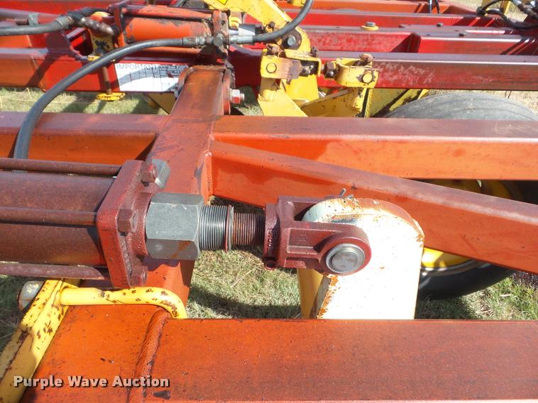 image for item DA4555 1981 Versatile Noble 9600 sweep plow