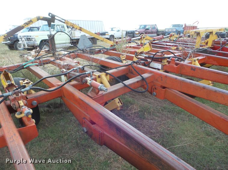 image for item DA4555 1981 Versatile Noble 9600 sweep plow