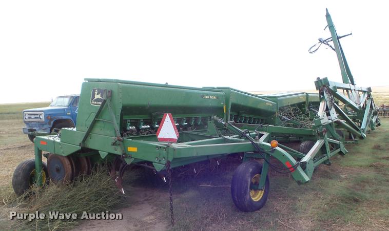 image for item DA4556 (5) John Deere 9400 grain drills