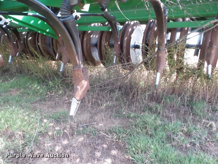 image for item DA4556 (5) John Deere 9400 grain drills