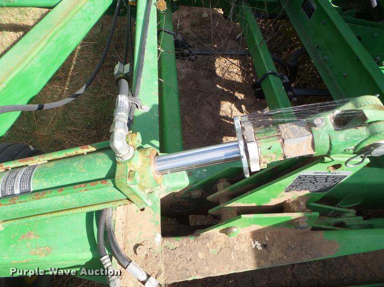 image for item DA4556 (5) John Deere 9400 grain drills