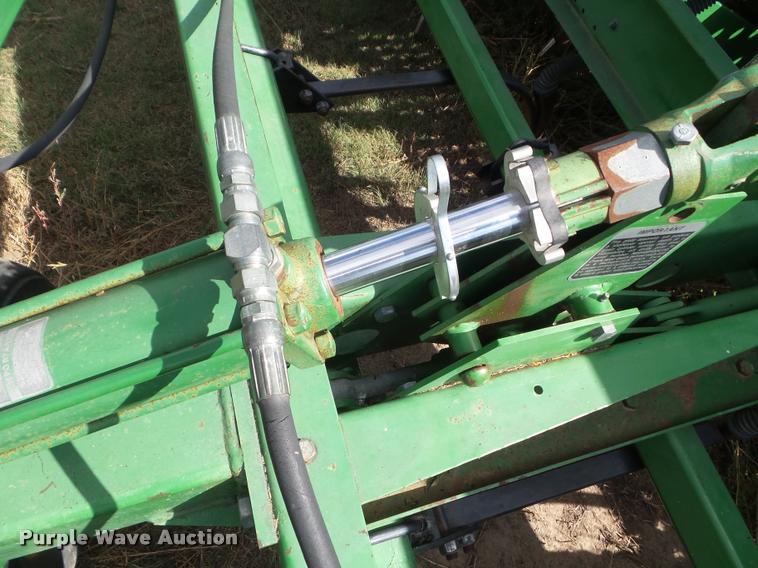 image for item DA4556 (5) John Deere 9400 grain drills