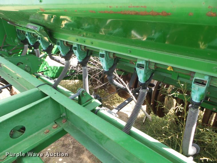 image for item DA4556 (5) John Deere 9400 grain drills